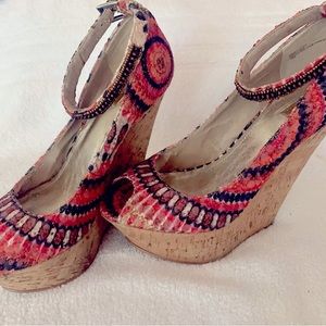Wild Pair multi-color platform wedges size 10